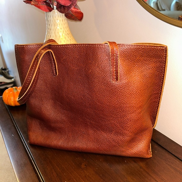 Portland Leather Goods medium August Tote in Nutmeg - Picture 3 of 12